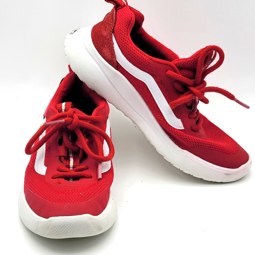 Vans Kids Red Sneakers Size 2. #1573